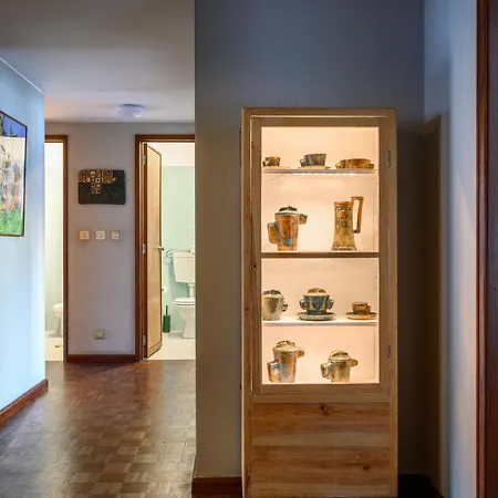 Vic Arts דירה אבאירו